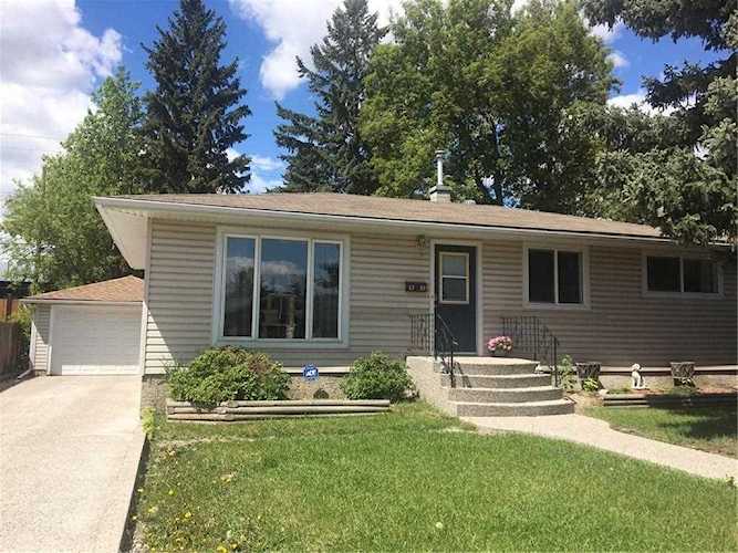 8239 7 Street SW Calgary, AB T2V 1G5