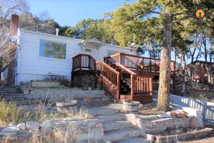 1412 Mountainview Rd Raton, NM 87740