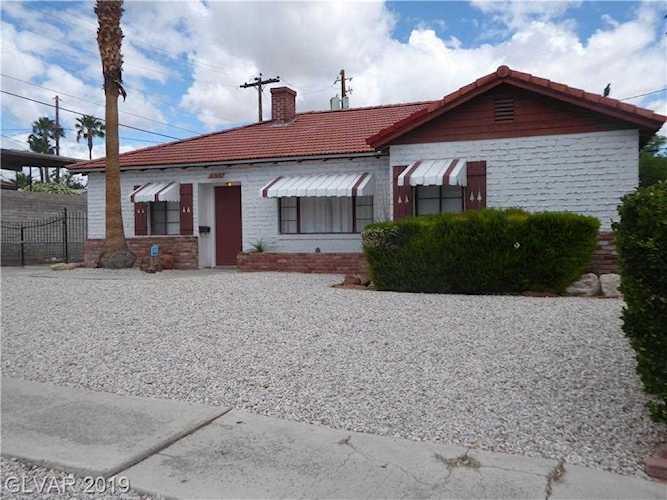 1635 Curtis Dr Las Vegas, NV 89104