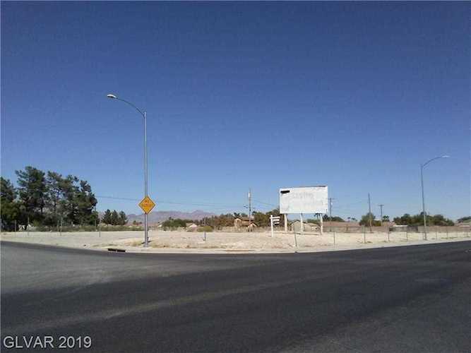 5622 Rowland Ave Las Vegas, NV 89130