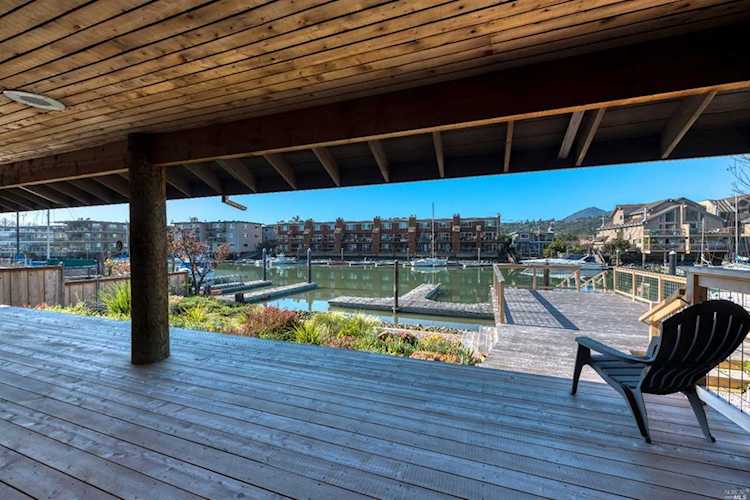34 Mooring Road San Rafael, CA 94901