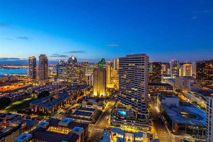 550 Front St #2902 San Diego, CA 92101