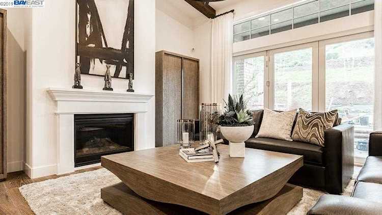 51 Windy Creek Way Orinda, CA 94563