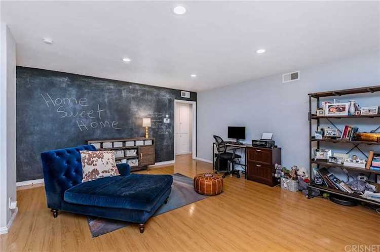 6771 Springpark Avenue #106A Ladera Heights, CA 90056