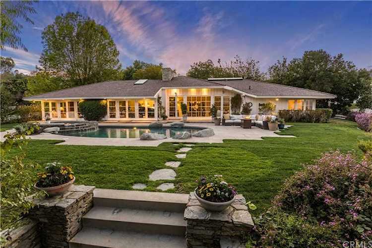 7 Chesterfield Road Rolling Hills, CA 90274