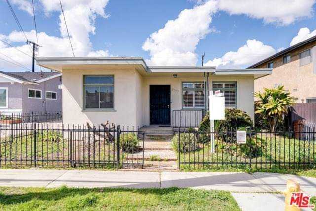 25353 Eshelman Avenue Lomita, CA 90717