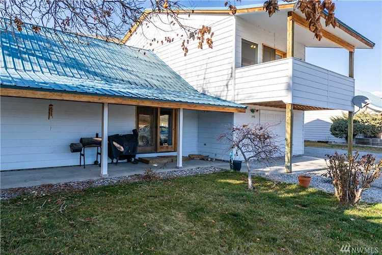146 Warren Ave Pateros, WA 98846