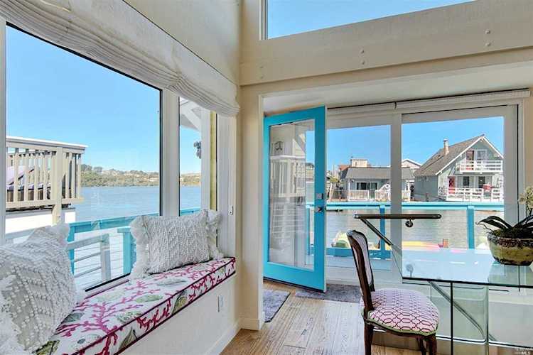 39 W Pier Sausalito, CA 94965
