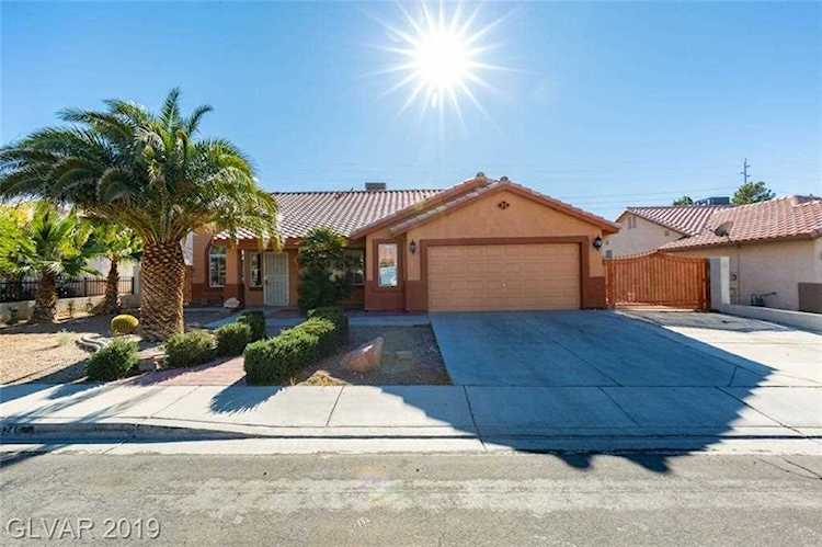 6249 Dundee Port Ave Las Vegas, NV 89110