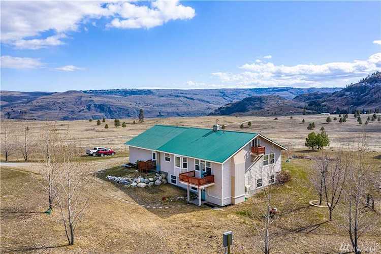 765 Highland Haven Lane Chelan, WA 98816