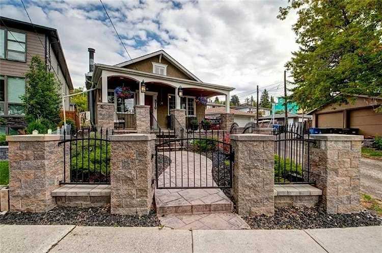 816 5 Avenue NE Calgary, AB T2E 0L3
