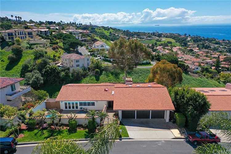 1384 Via Romero Palos Verdes Estates, CA 90274