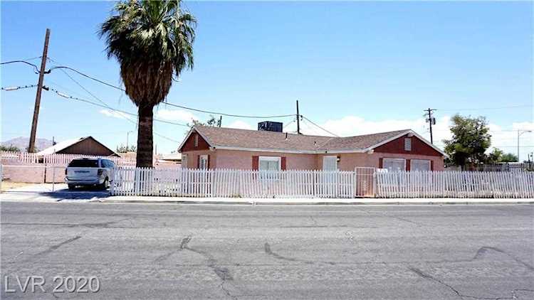1812 Roosevelt North Las Vegas, NV 89030