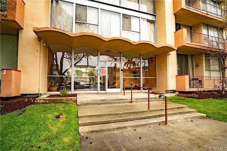 855 Victor Avenue #312 Inglewood, CA 90302