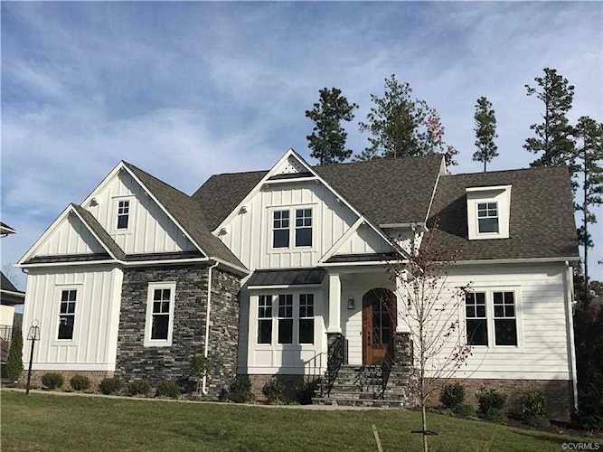 2007 Tulip Hill Rd Midlothian, VA 23112