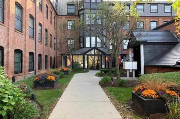 21 Linden St #114 Quincy, MA 02170