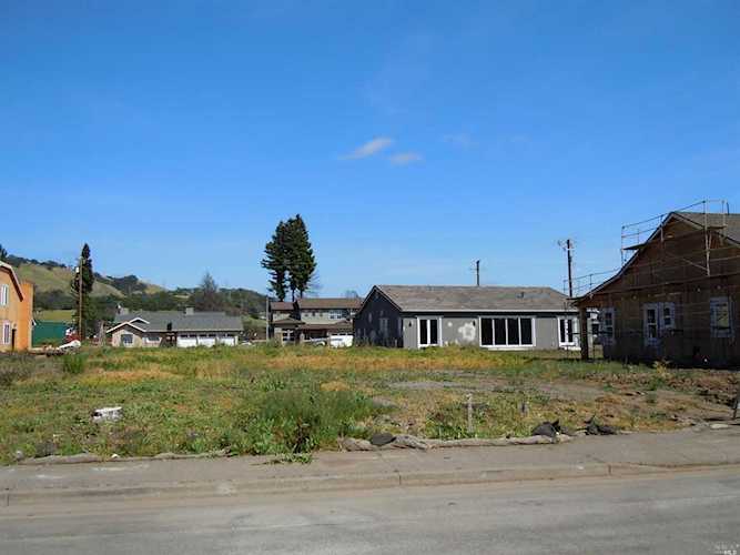 601 Jean Marie Drive Santa Rosa, CA 95403 | MLS 21911307 Photo 1