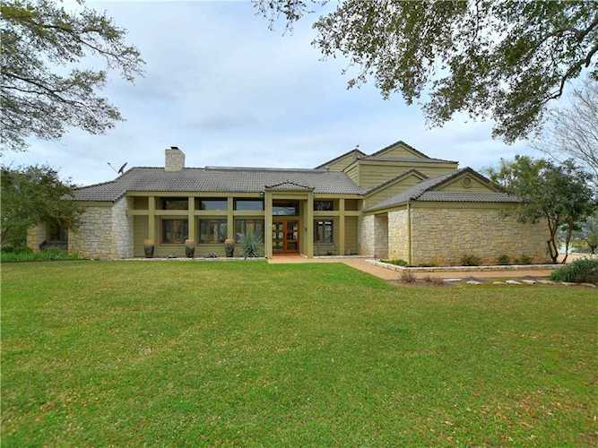 2510 Sailpoint Dr Spicewood, TX 78669