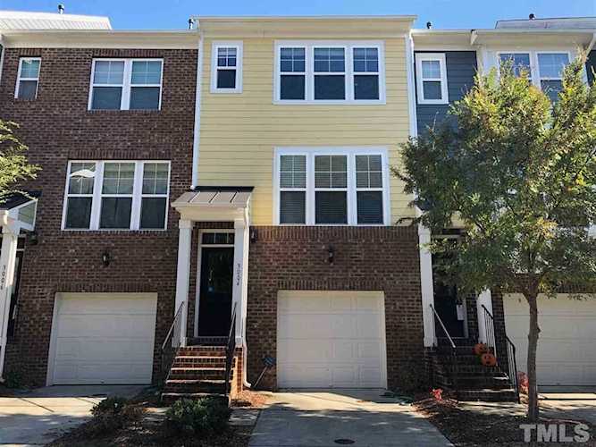 3004 Summerhouse Road Cary, NC 27519 | MLS 2288647 Photo 1