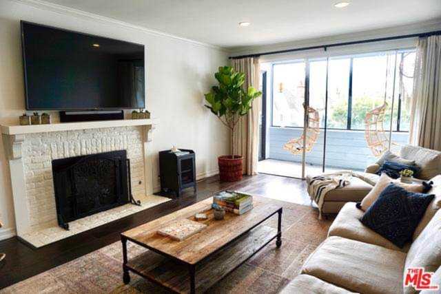 310 Tahiti Way #214 Marina Del Rey, CA 90292