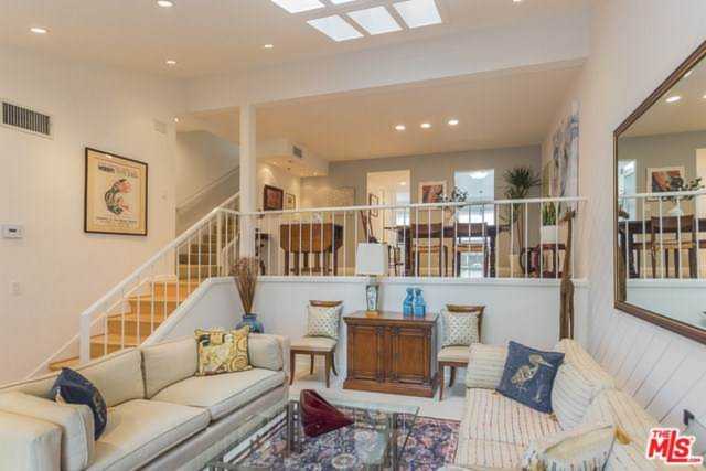 13310 Maxella Avenue #9 Marina Del Rey, CA 90292