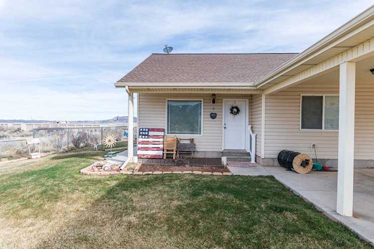 592 W 400 N Parowan, UT 84761
