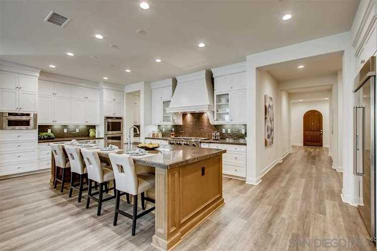 4732 Kentner Ct Carlsbad, CA 92010