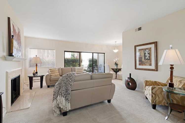 1324 Woodside Rd Redwood City, CA 94061