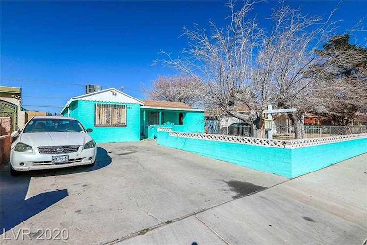 2211 Poplar Las Vegas, NV 89101