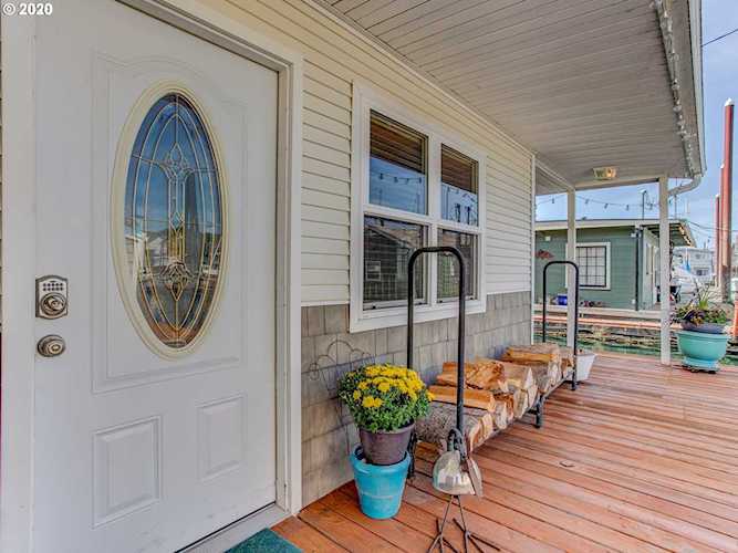 309 N Bridgeton Rd #B Portland, OR 97211 | MLS 20048841 Photo 1