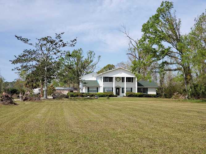 6713 Grassy Point Rd Southport, FL 32409