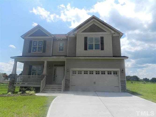 61 Pleasant View Lane Benson, NC 27504