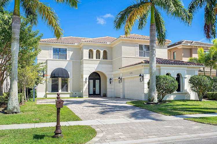 17752 Vecino Way Boca Raton, FL 33496