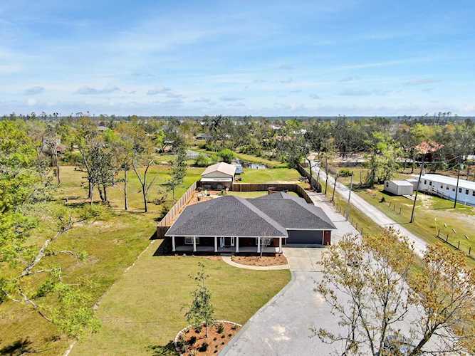 3713 Highway 2321 Southport, FL 32409