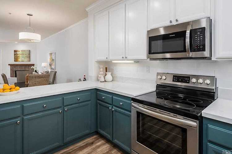 852 Diablo Avenue Novato, CA 94947