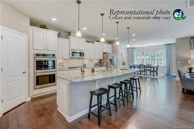 16311 Cozy Cove Rd Charlotte, NC 28278