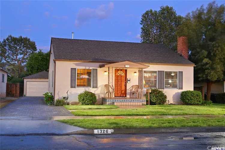 1326 N Keystone Street Burbank, CA 91506