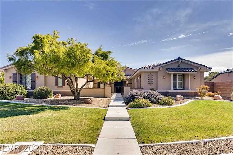 7404 Via Fiorentino Las Vegas, NV 89131