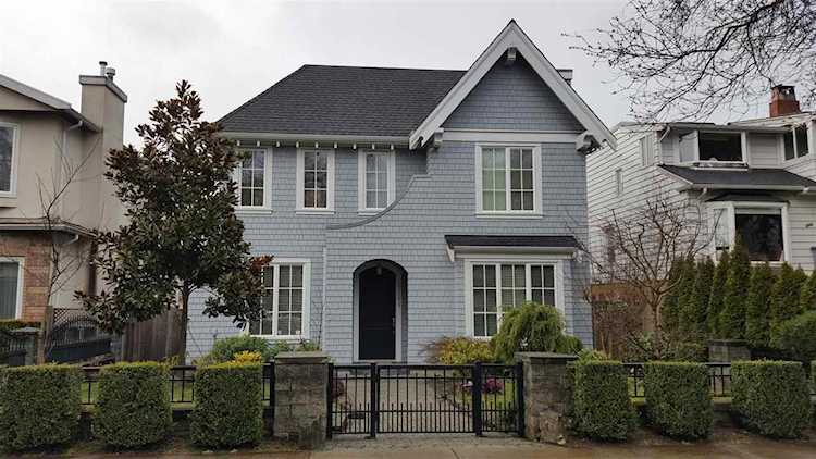 2721 W 24th Avenue Vancouver, BC V6L 1R2 | MLS ® R2441732 Photo 1