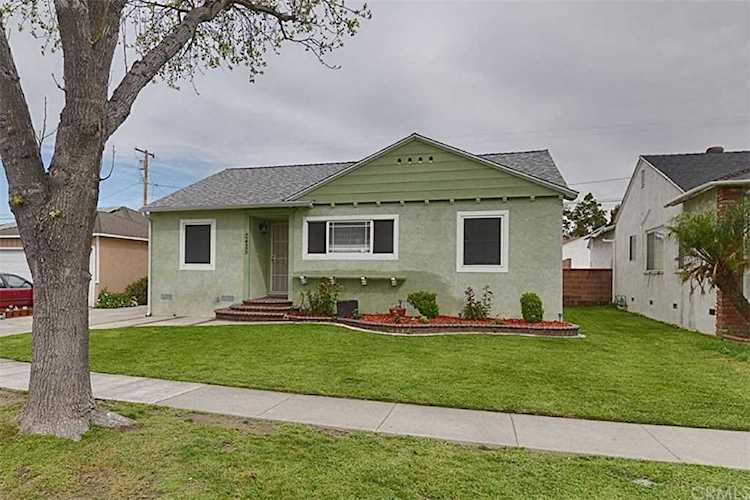 2425 Hardwick Street Lakewood, CA 90712