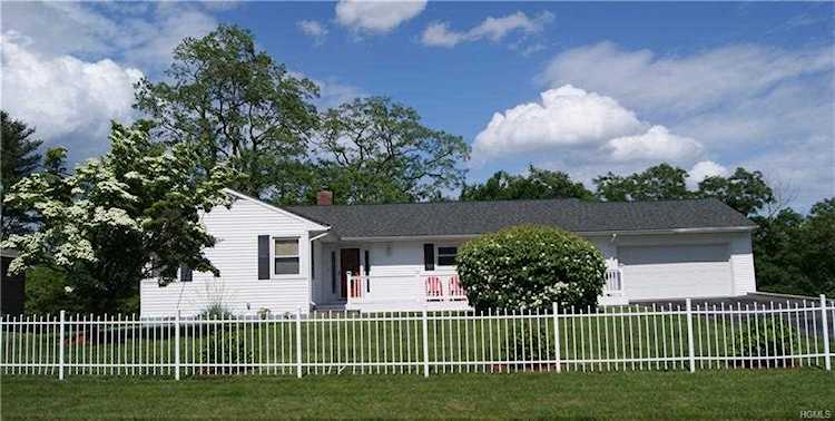 64 Alfred Lane New Rochelle, NY 10804