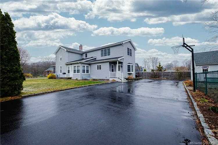 271 Meriden Avenue Southington, CT 06489