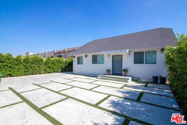 5318 Lemon Grove Avenue Los Angeles, CA 90038