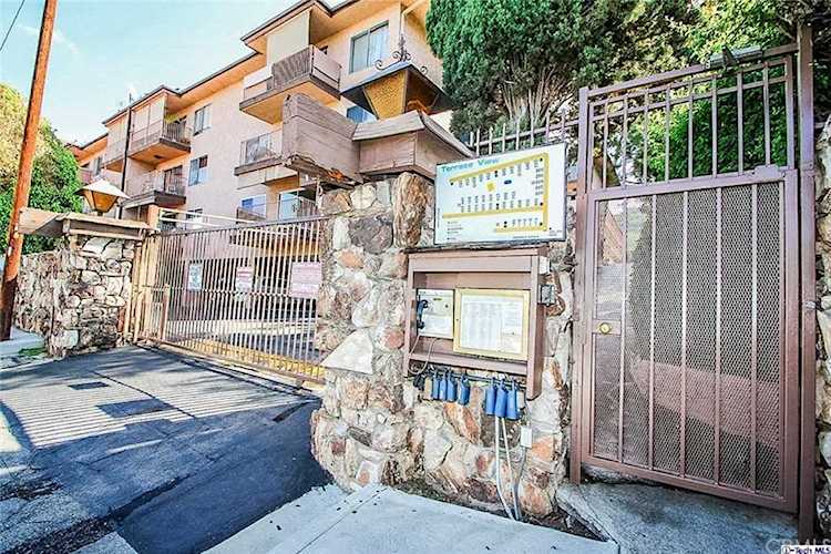 1517 E Garfield Avenue #13 Glendale, CA 91205