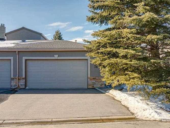 1815 Varsity Estates Drive NW #74 Calgary, AB T3B 3Y7
