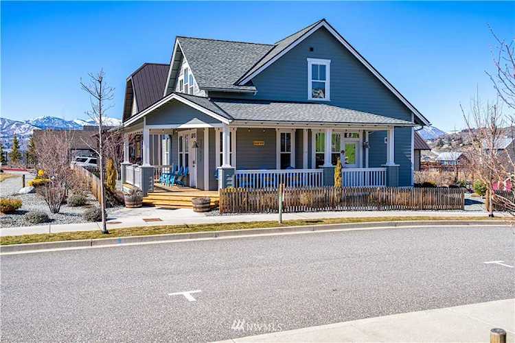 459 Porcupine Lane Chelan, WA 98816