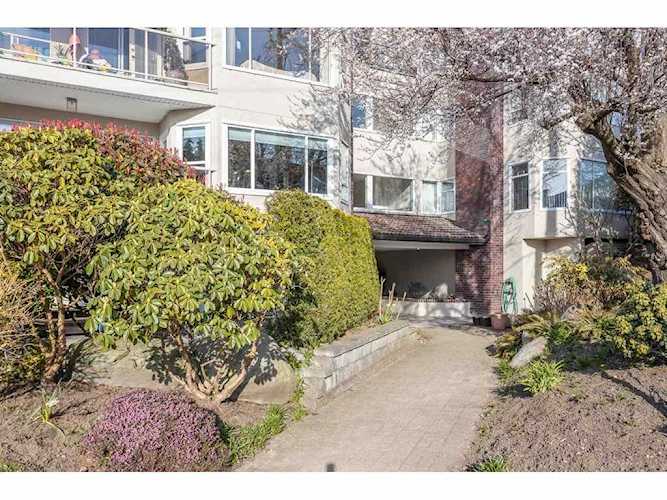 1225 Merklin Street #405 White Rock, BC V4B 4B8
