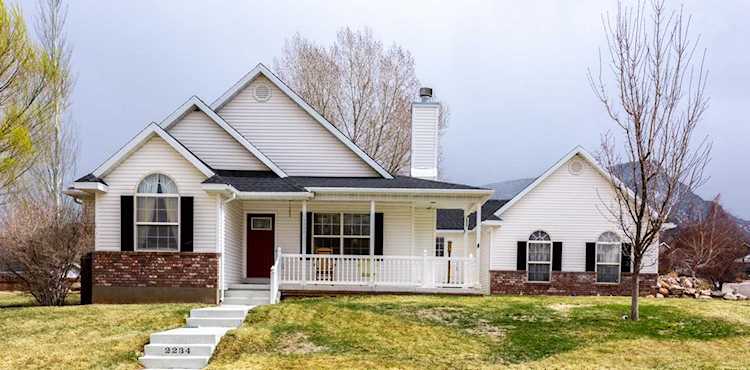 2234 N Hawthorne LN Cedar City, UT 84721
