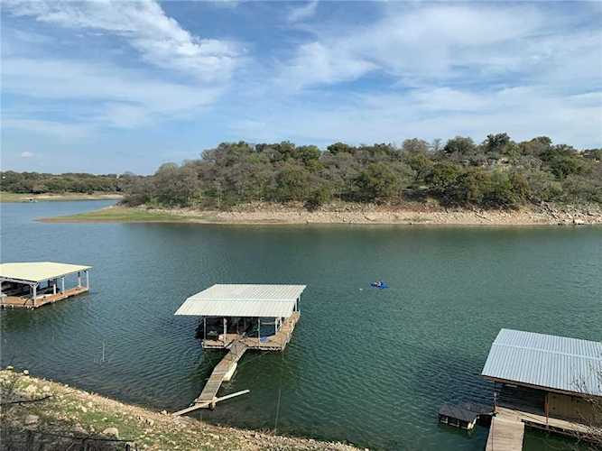 924 Yacht Harbor Rd Spicewood, TX 78669
