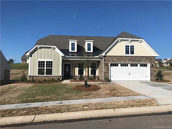 17839 Burnt Hickory Dr Charlotte, NC 28278